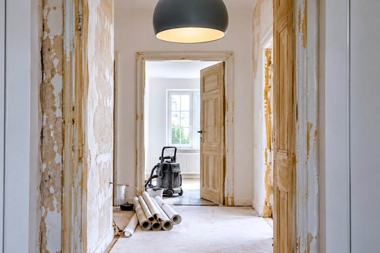 Wohnungssanierung – Innenraum während der Renovierung