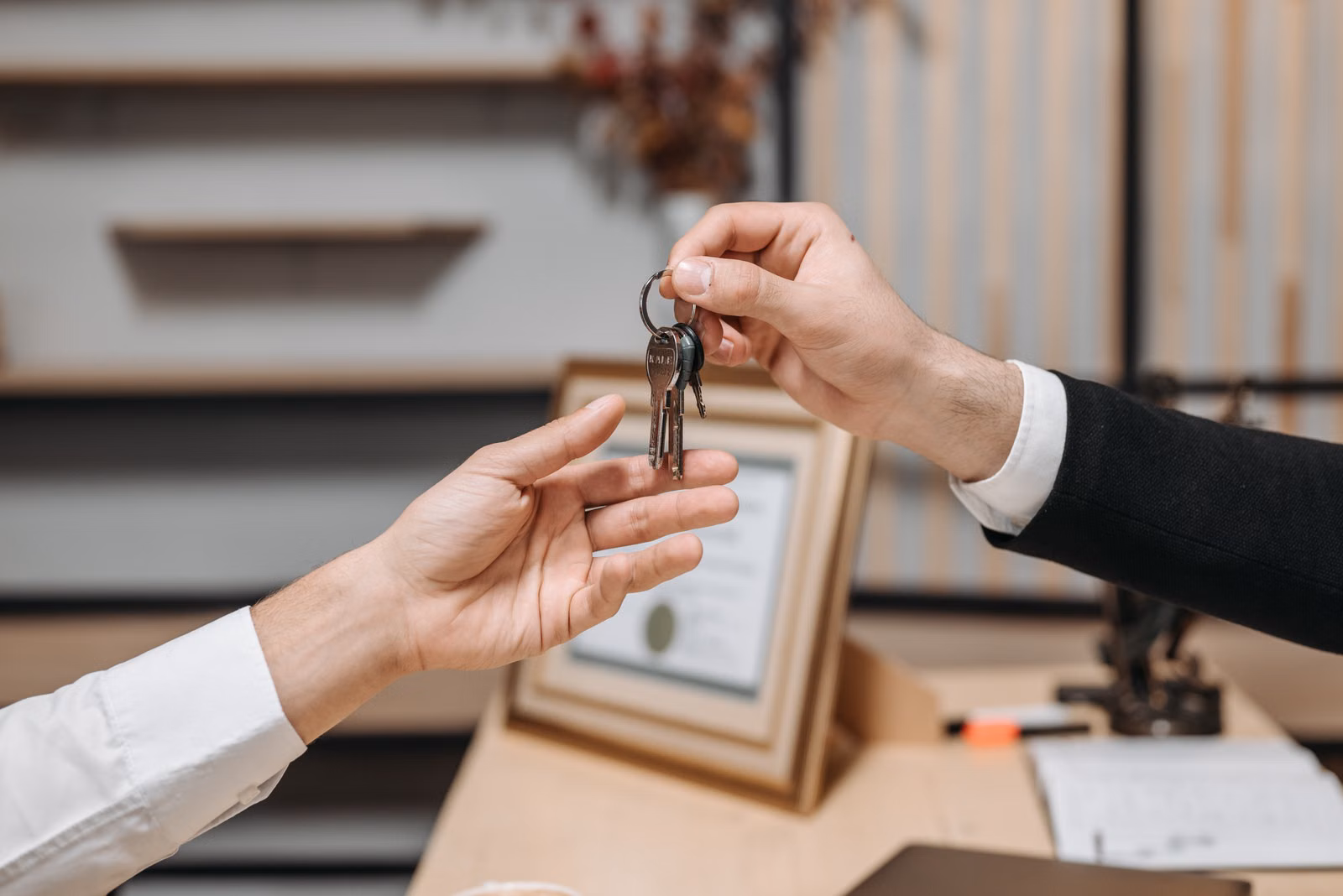 Untervermietung – Übergabe von Wohnungsschlüsseln